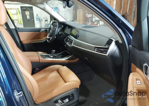 2022 BMW X7 xDrive40I z USA, uszkodzony, nr VIN 5UXCW2C08N9M79899